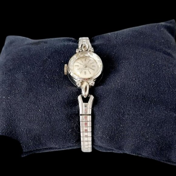 RARE Wittnauer Swiss 17 Jewels 10K Gold Filled Ladies Watch/4 Diamonds - Picture 4 of 9